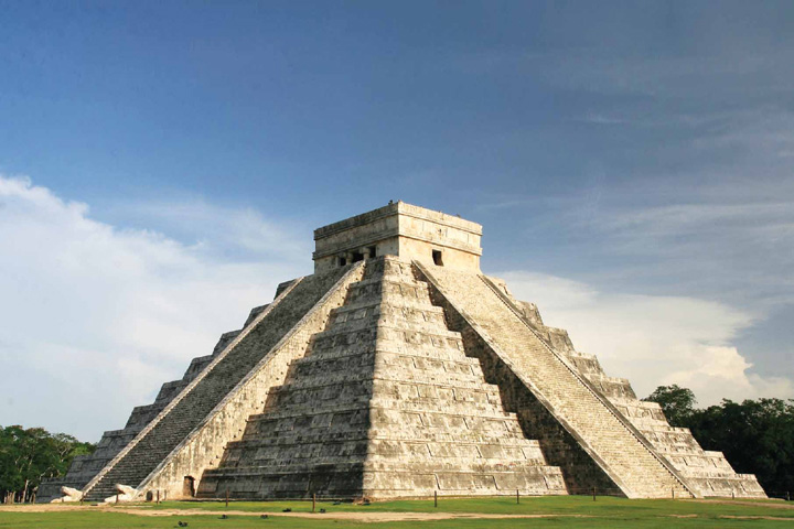 <span data-flowtext="poi.zona-chichen.title" data-flowtext-resolved="poi.zona-chichen.title" data-flowtext-template="span" class="flowtext-wrapper flowtext-span-wrapper">Zona Arqueológica Chichén Itzá</span>