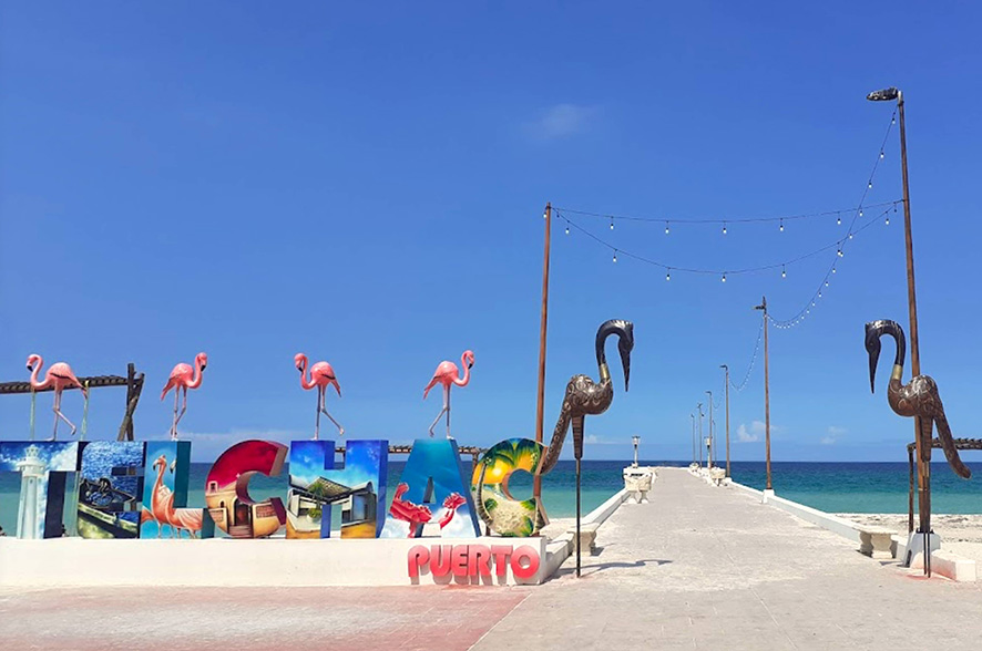 <span data-flowtext="poi.playa-telchac.title" data-flowtext-resolved="poi.playa-telchac.title" data-flowtext-template="span" class="flowtext-wrapper flowtext-span-wrapper">Playa de Telchac Puerto</span>